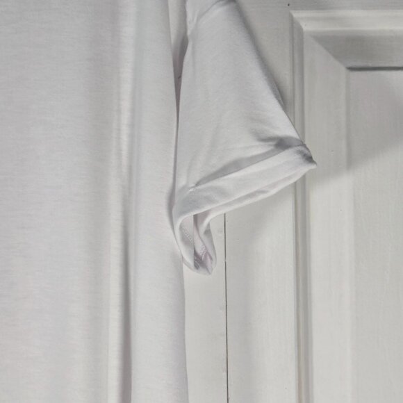 NWT Amazon Essentials Black Women's Relaxed-Fit Crewneck T-Shirt - Size Large - Picture 3 of 6